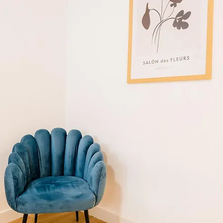 Ourique Charm - Near The Market & Metro Apartman *
